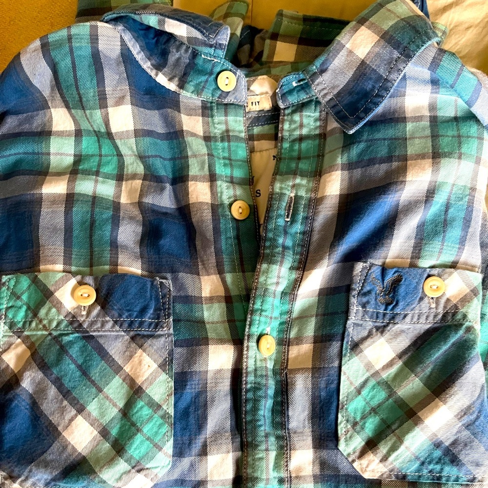American Eagle Athletic Fit Button Down
